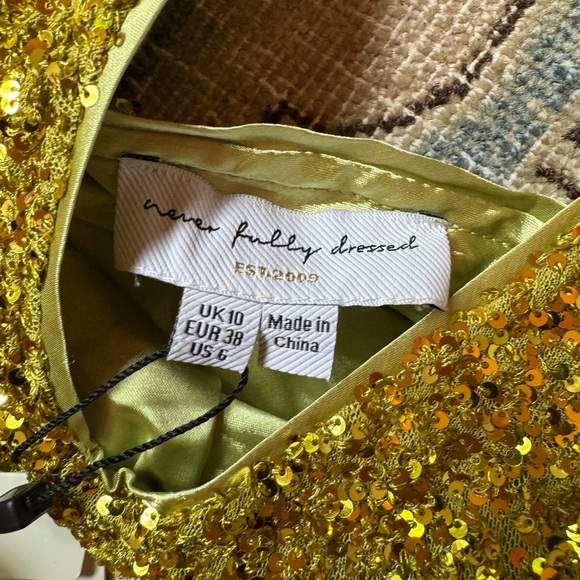 Never Fully Dressed Green Sequence Dress size 6 - Picture 4 of 8